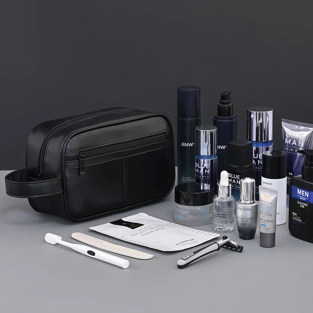 Men’s Vintage Leather Hanging Toiletry Bag